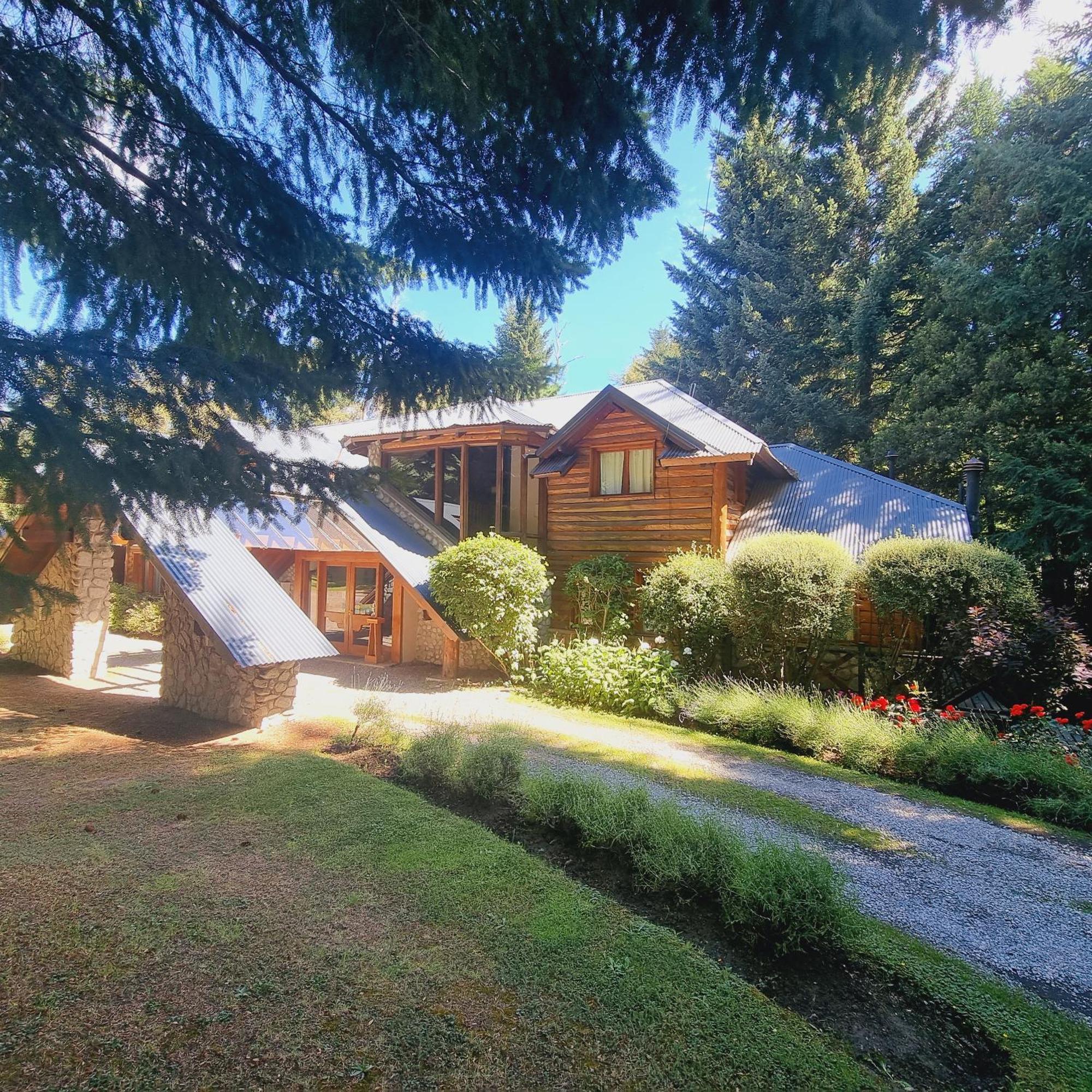 Altos Los Pioneros & Spa Вила ла Ангостура Екстериор снимка