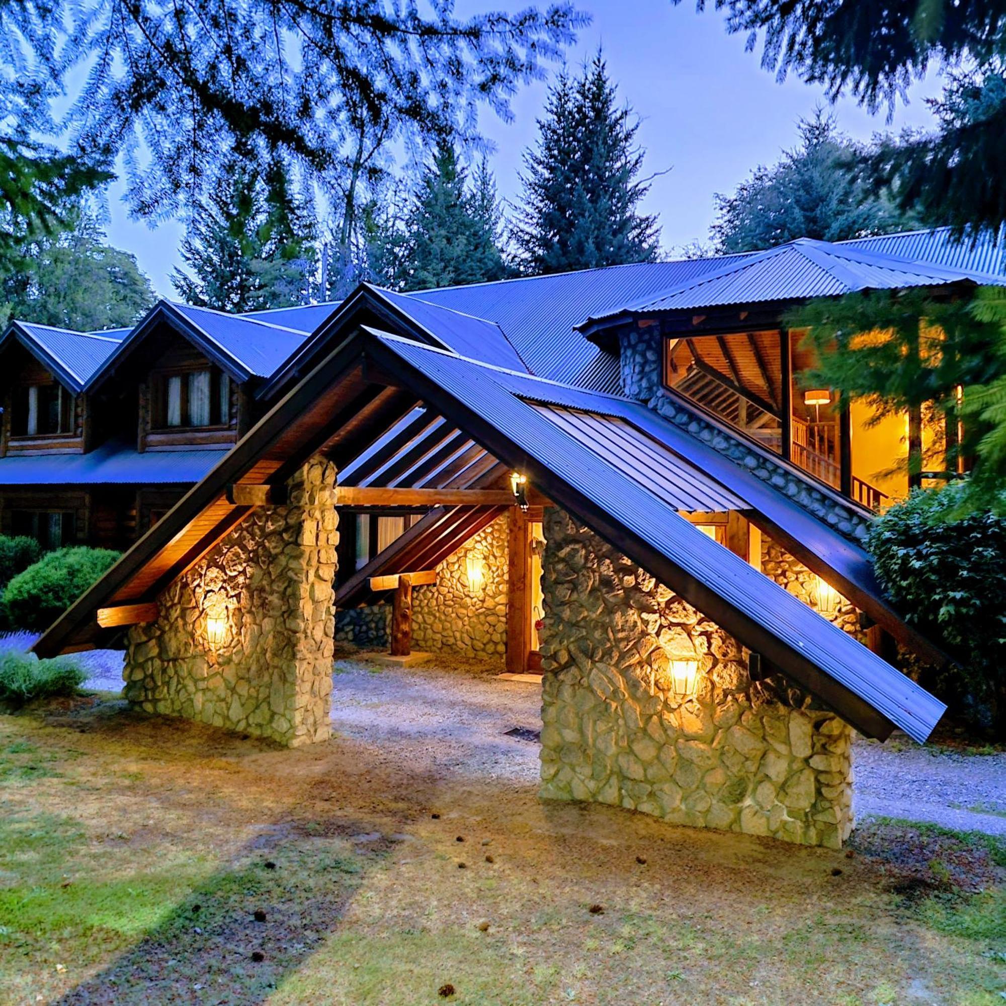 Altos Los Pioneros & Spa Вила ла Ангостура Екстериор снимка